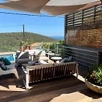 Avec Vue Sur La Baie De Santa Giulia A Porto-vecchio * Porto-Vecchio (Corsica)