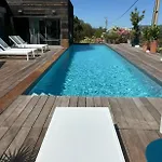 Avec Vue Sur La Baie De Santa Giulia A Porto-vecchio Villa *